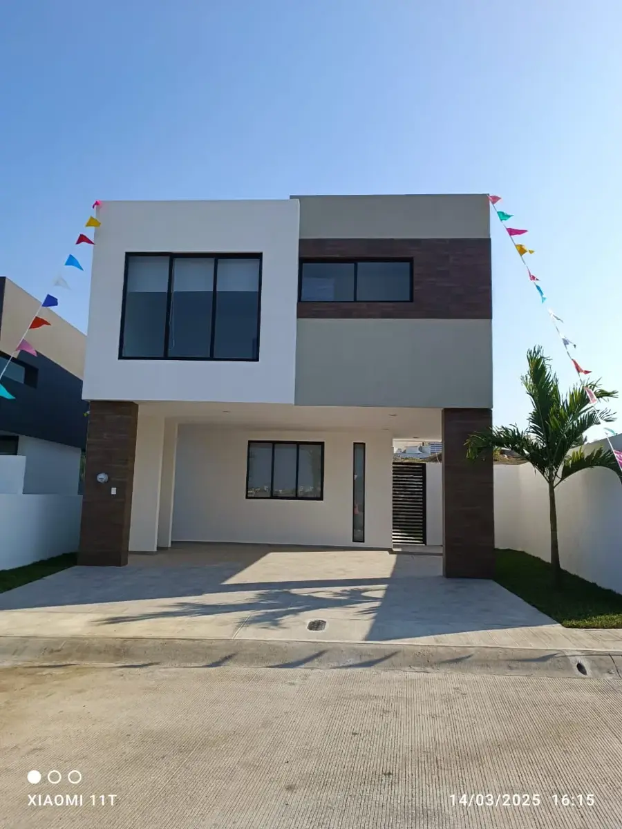 Casa en venta en Alvarado Centro, Alvarado — foto 1 de 11