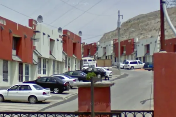 Casa en venta en El Laurel I, Tijuana — foto 3 de 12