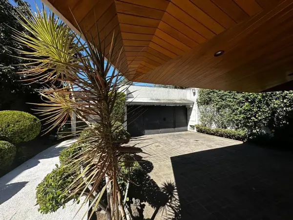 Casa en venta en Lomas de Tecamachalco, Naucalpan de Juárez — foto 3 de 42