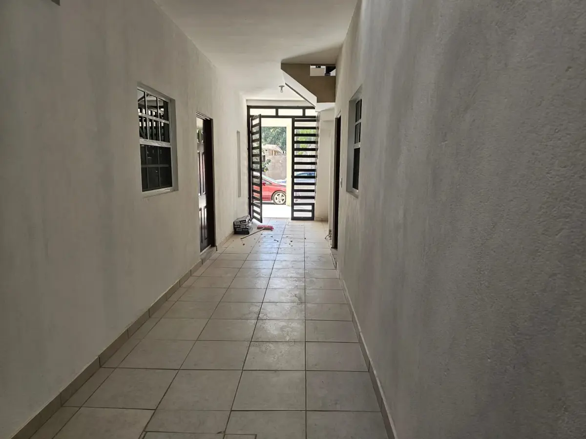 Vista 2 de Edificio en venta con 8 departamentos