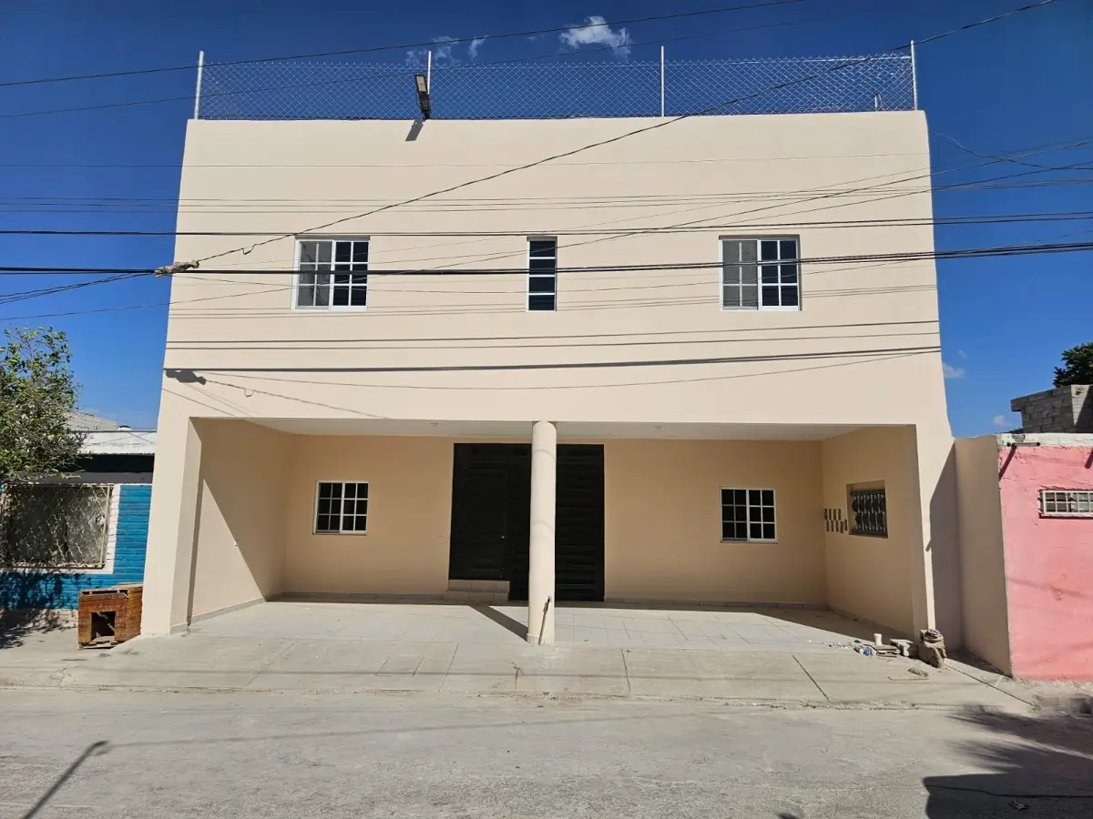 Edificio en venta con 8 departamentos Edificio en venta con 8 departamentos