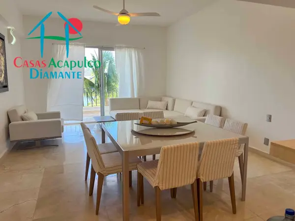 Acogedor departamento en renta vacacional con terraza y vista al campo de golf — foto 1 de 59