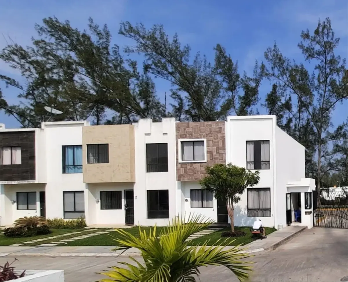 Casa en venta en Residencial del Bosque, Veracruz — foto 1 de 19