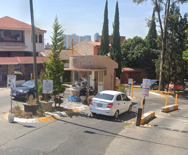 Casa en venta en Parques de la Herradura, Huixquilucan, México