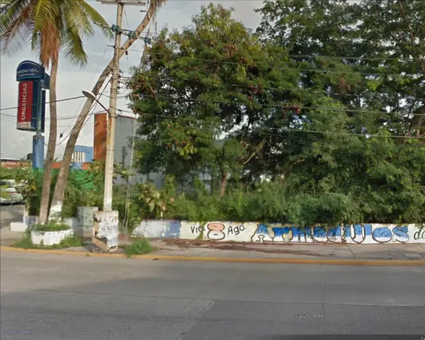 Terreno en venta en Zihuatanejo Centro, Zihuatanejo de Azueta — foto 3 de 10