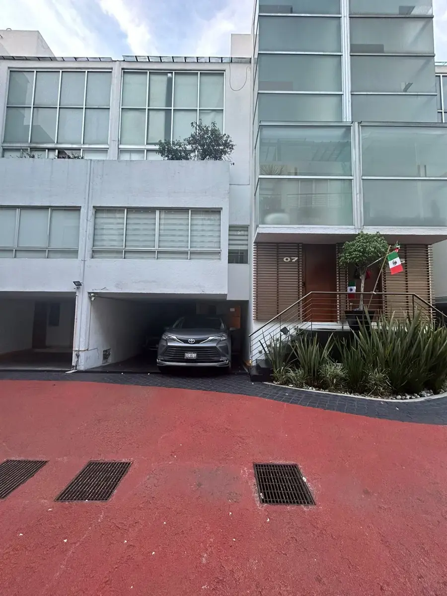Casa en venta en General Pedro María Anaya, Benito Juárez — foto 1 de 17
