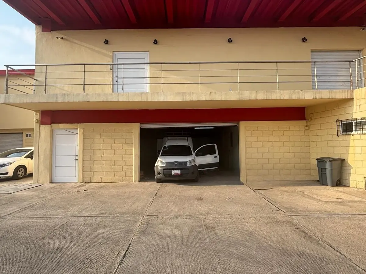 Bodega en renta en Américo Villarreal, Altamira — foto 1 de 6