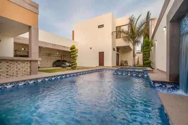 Casa en venta en Hacienda del Rosario, Torreón — foto 2 de 5