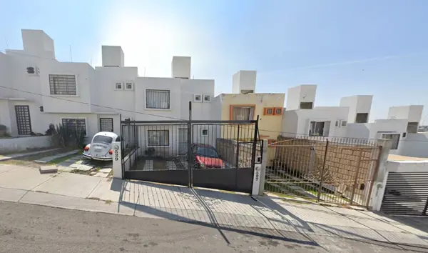 Casa en Venta en Portal de San Marcos, Villas de Santiago, Querétaro Recuperación Bancaria