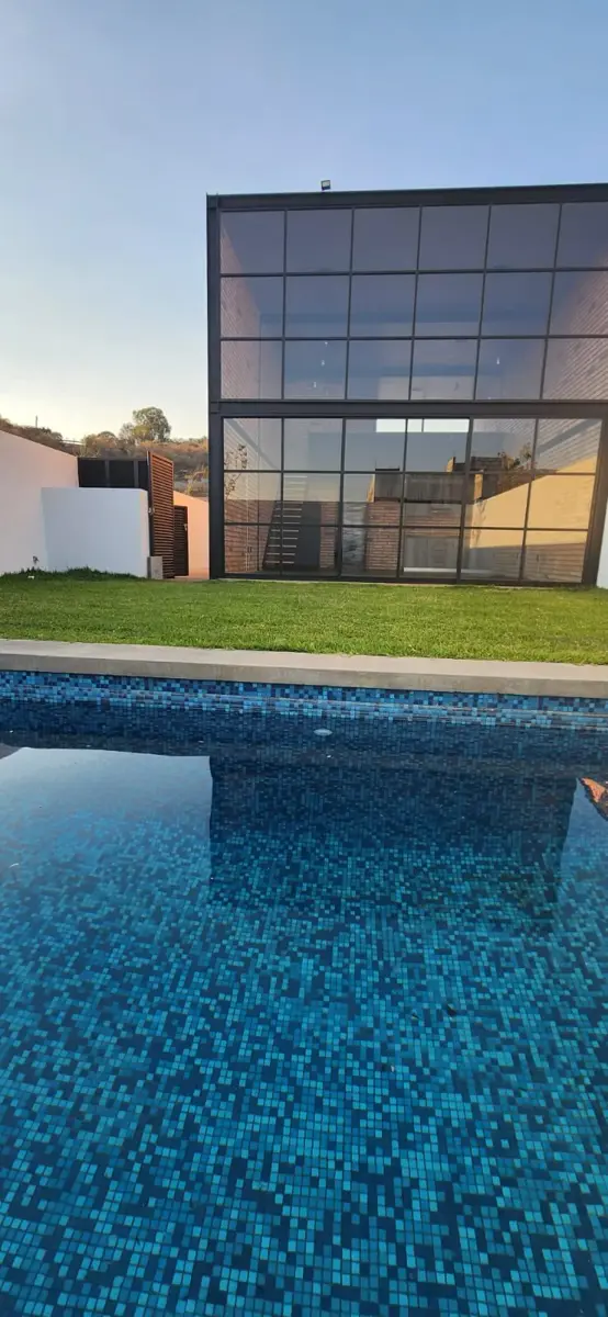 Casa en venta en Ahuatepec, Cuernavaca — foto 1 de 19
