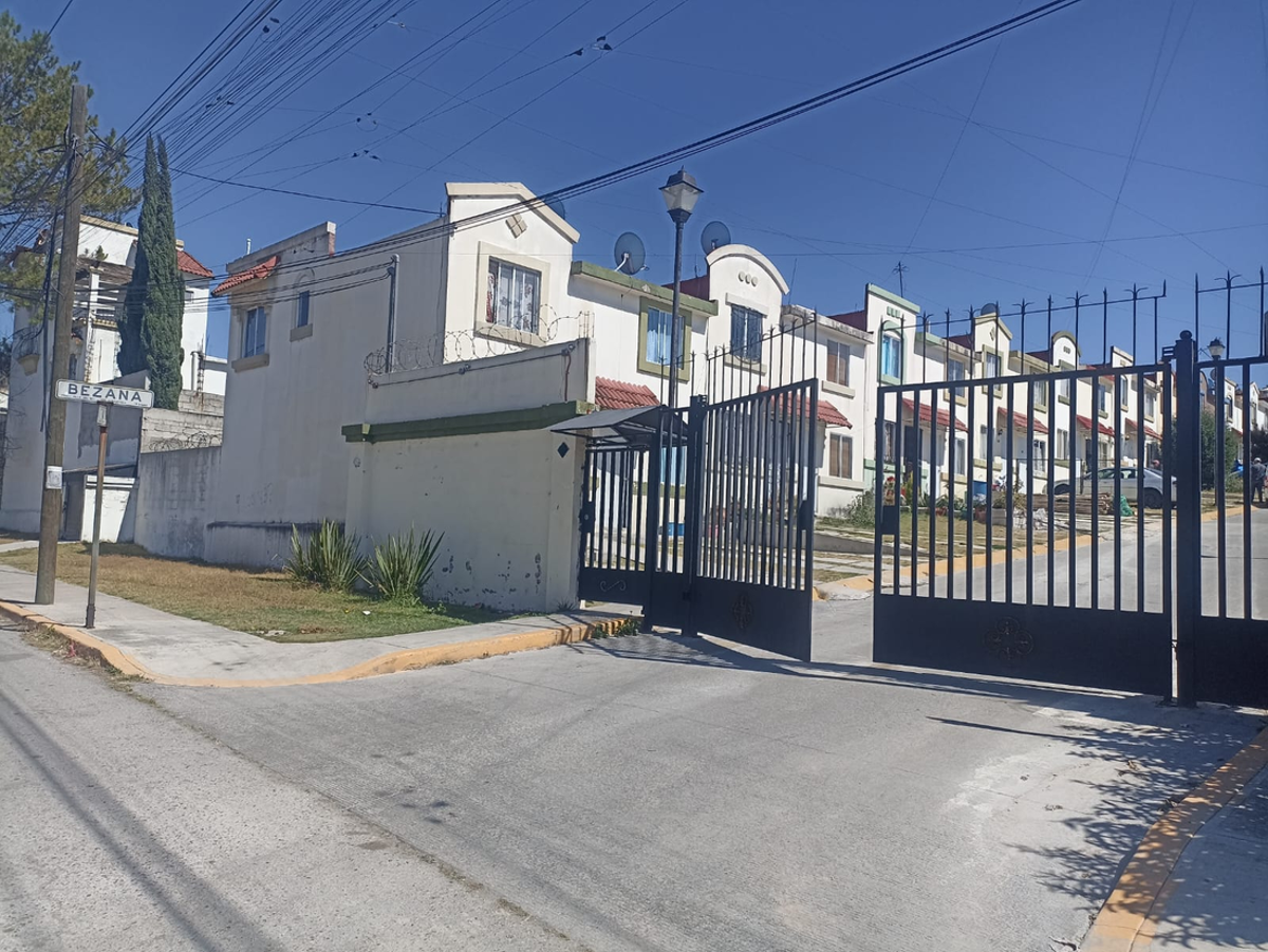 Casa en venta en URBI Villa del rey, Huehuetoca — foto 1 de 17