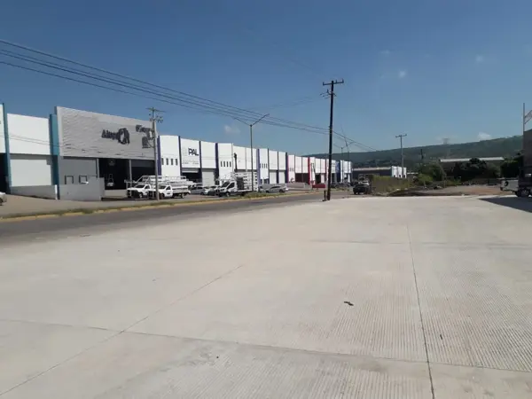 Bodega en renta en San Benito, Culiacán — foto 3 de 4