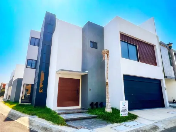 Una Joya Inmobiliaria en la Riviera Veracruzana: Residencia de Lujo en Lomas Residencial