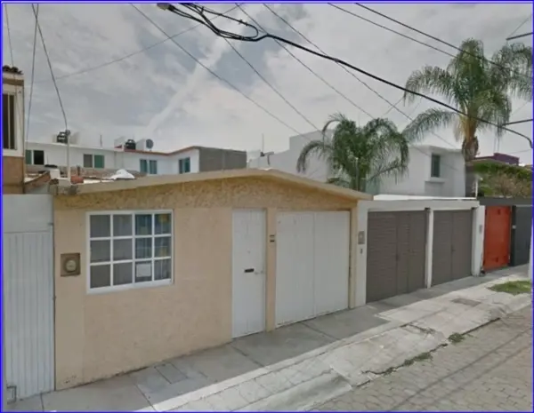 Casa en venta en La Estancia, Irapuato — foto 2 de 25