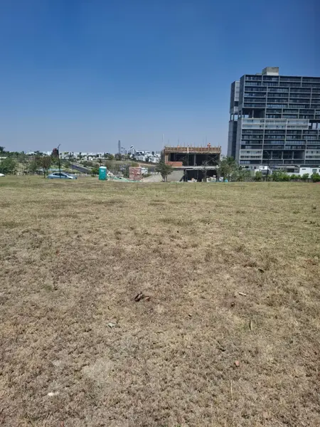 Terreno en venta en Lomas de Angelópolis, San Andrés Cholula — foto 3 de 6