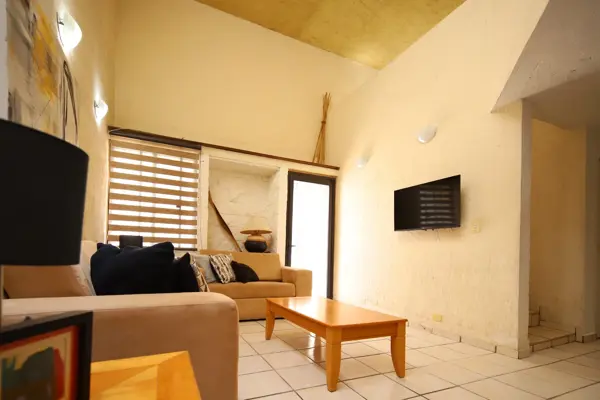 Casa en renta en Nuevo San Isidro, Torreón — foto 2 de 9