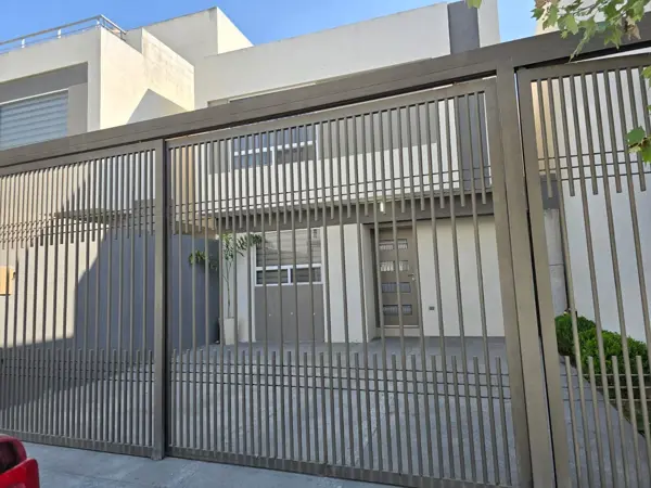 Casa en venta en Cerradas de Santa Rosa, Apodaca — foto 2 de 16