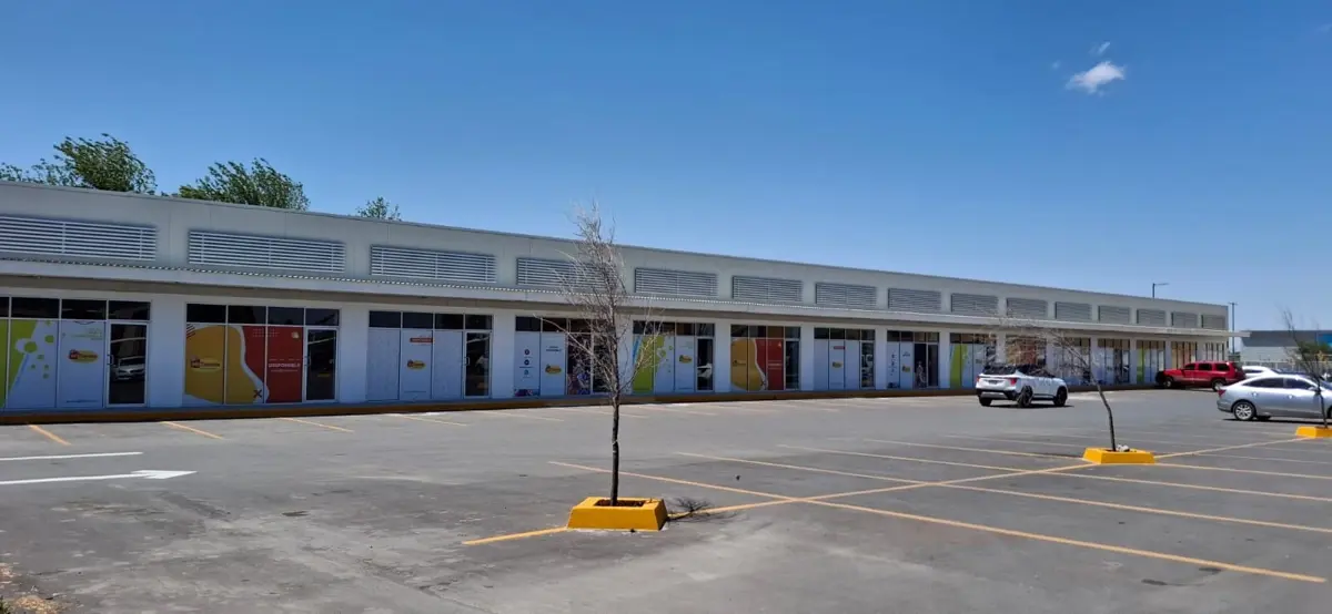 Local en renta en Hacienda de la Concordia, Nuevo Laredo — foto 1 de 11