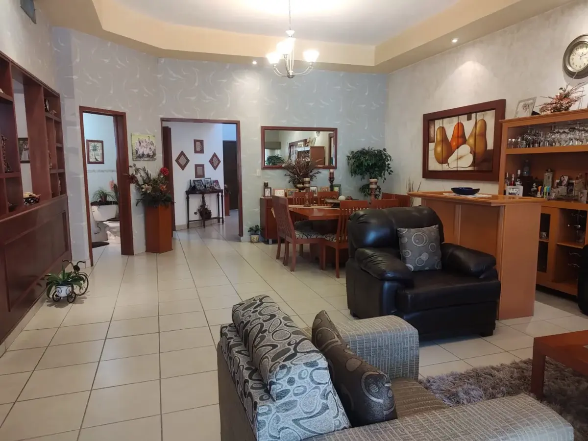 CASA EN VENTA EN COLONIA TORREON RESIDENCIAL fraccionamiento cerrado