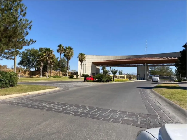 Terreno en venta en Valle Imperial, Zapopan — foto 3 de 4