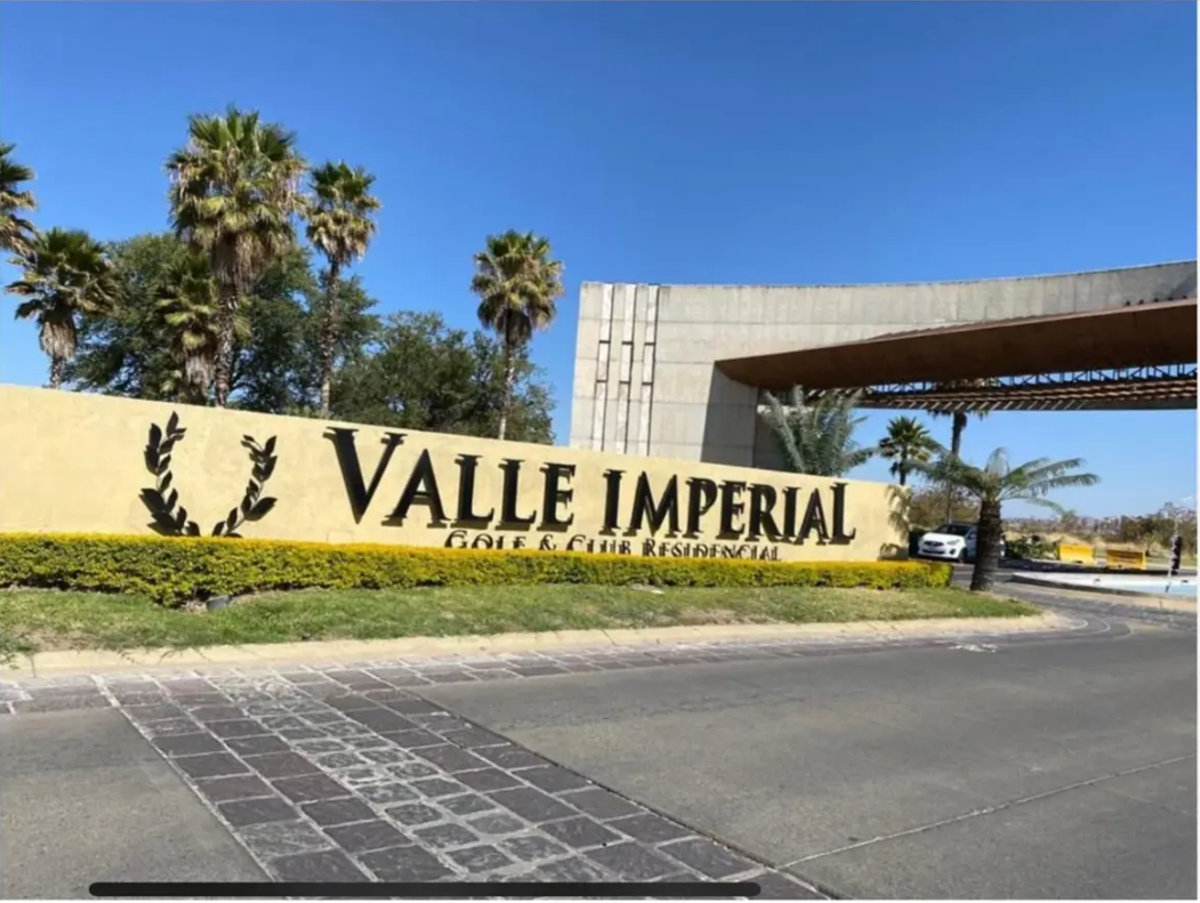 Terreno en venta en Valle Imperial, Zapopan — foto 1 de 4