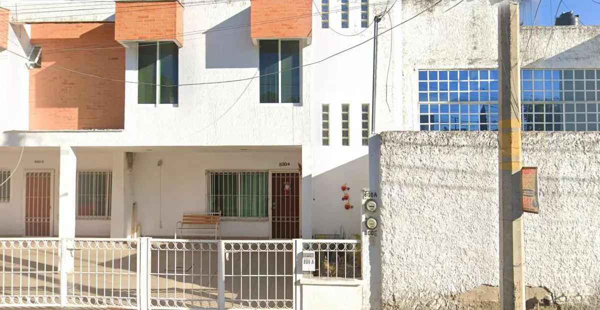 Casa en venta en Jardines Alcalde, Guadalajara — foto 1 de 12