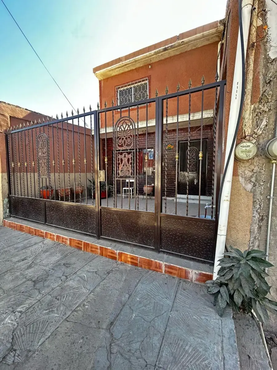 Casa en Venta en Av. Comonfort, Matamoros, Coahuila