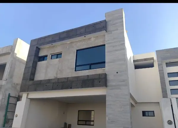 Casa en venta en Los Viñedos, Torreón — foto 2 de 25