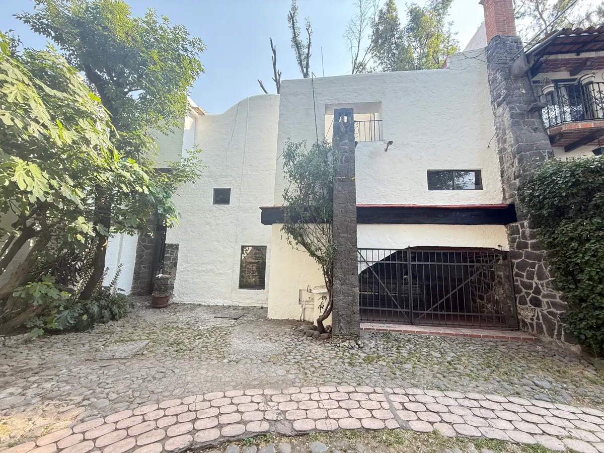 Casa en venta en La Concepcion, Coyoacán — foto 1 de 31