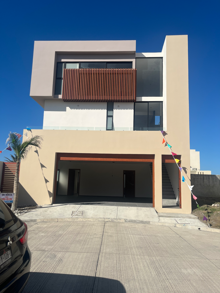 Casa en venta en Lomas del Sol, Alvarado — foto 1 de 18