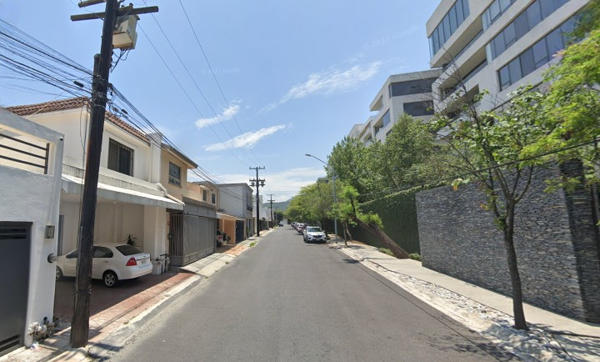 Casa en venta en Bosques del Valle, San Pedro Garza García — foto 2 de 18