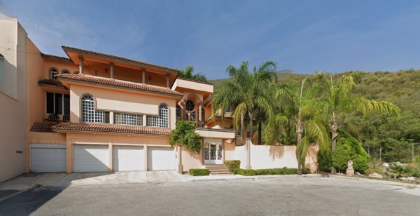 Casa en venta en Misión Cumbres 2 Sector, Monterrey — foto 2 de 13