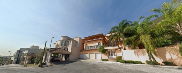 Casa en venta en Misión Cumbres 2 Sector, Monterrey — foto 3 de 13