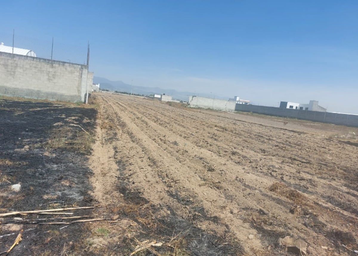 Terreno en venta en San Miguel Totocuitlapilco, Metepec — foto 1 de 2
