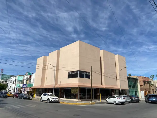 Edificio en Renta o Venta – Excelente Ubicación en Esquina sobre Av. Juárez, Centro de Torreón