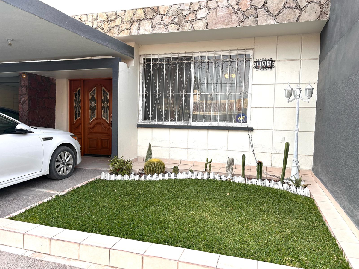 Vista 2 de Casa en Venta en Las Rosas, Gómez Palacio, Durango