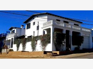 Casa en venta en Colinas de Aragón, Playas de Rosarito — foto 2 de 29