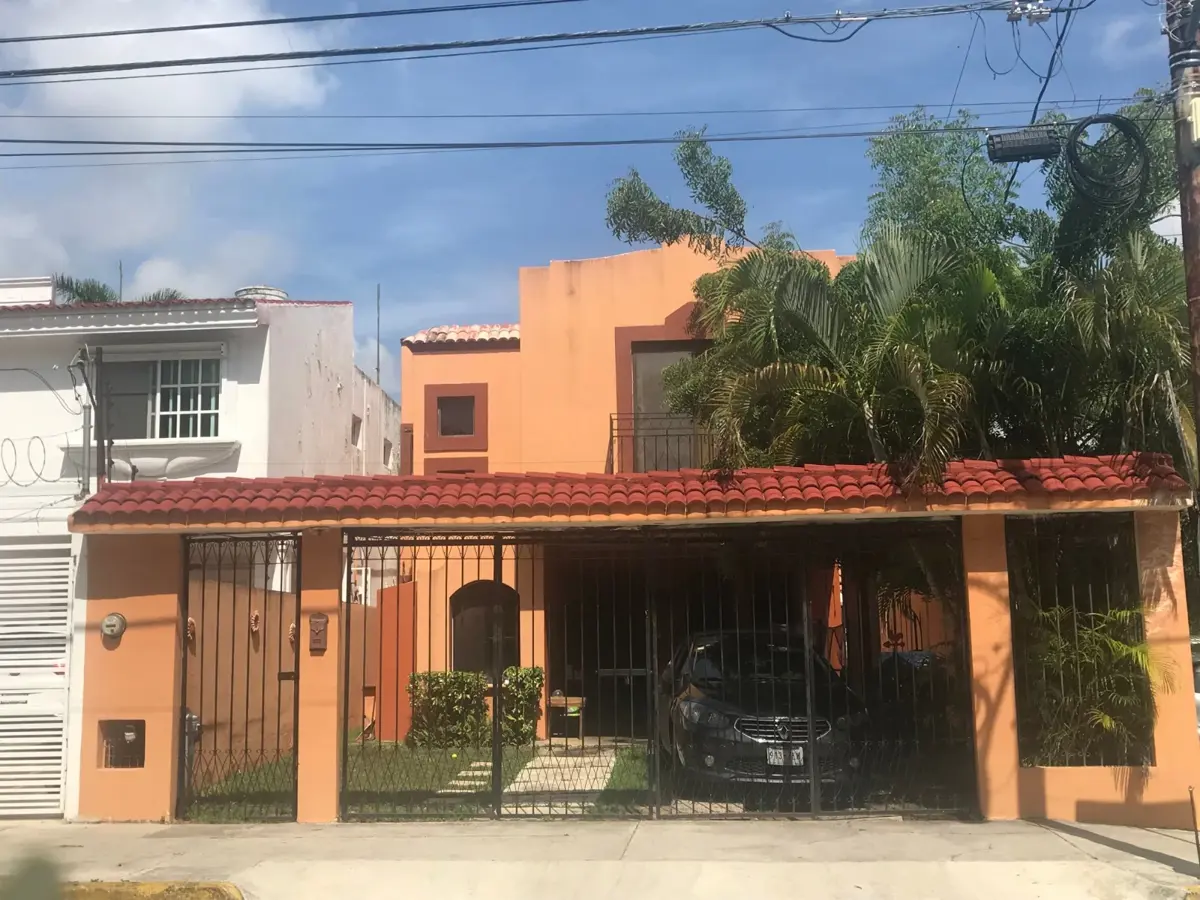 Casa en venta en Supermanzana 43, Benito Juárez — foto 1 de 21