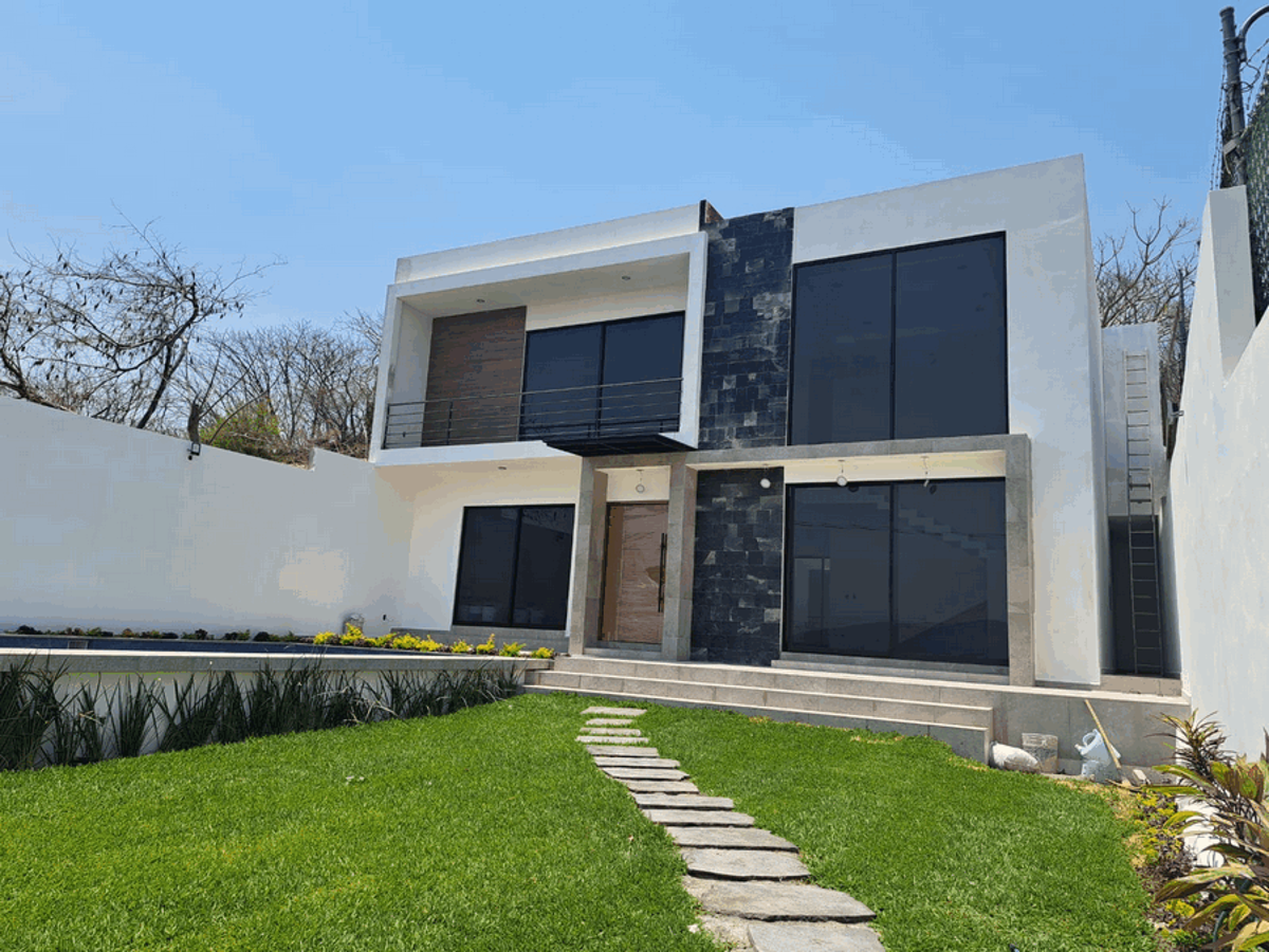 Casa en venta en Burgos Bugambilias, Temixco — foto 1 de 13