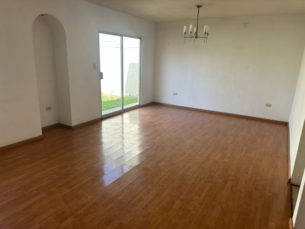 Casa en venta en Cipreses, Torreón — foto 3 de 12