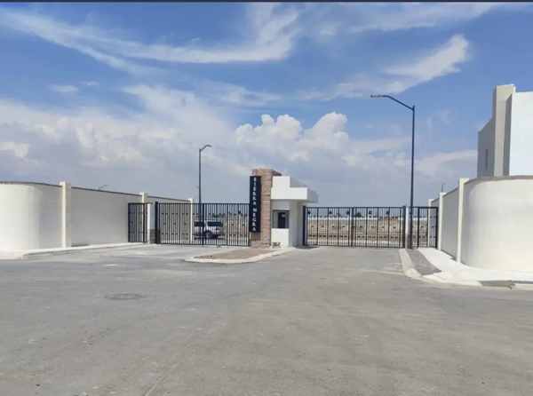 Estrena Hogar en SIERRA NEGRA, carretera Santa Fe y Obsidiana