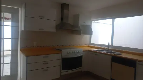 Venta Casa Recamara y Baño Completo en Planta Baja, Fracc. los Fariles, Corregidora, Queretaro — foto 1 de 28