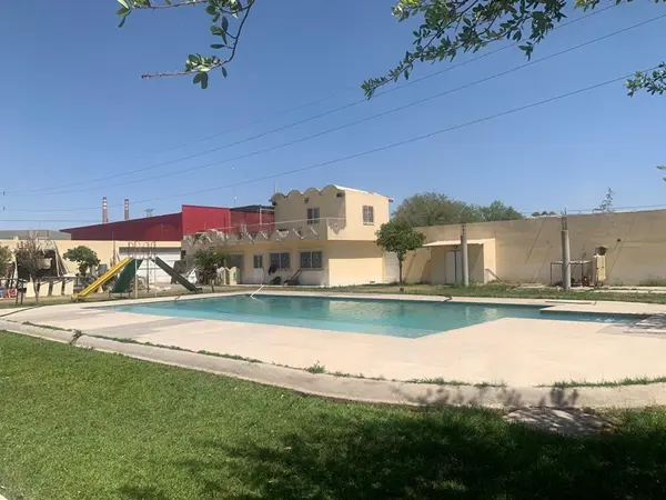 Quinta en venta en Miguel de la Madrid Hurtado, Gómez Palacio — foto 2 de 37