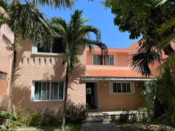 RESIDENCIA EN VENTA – PUERTO AVENTURAS