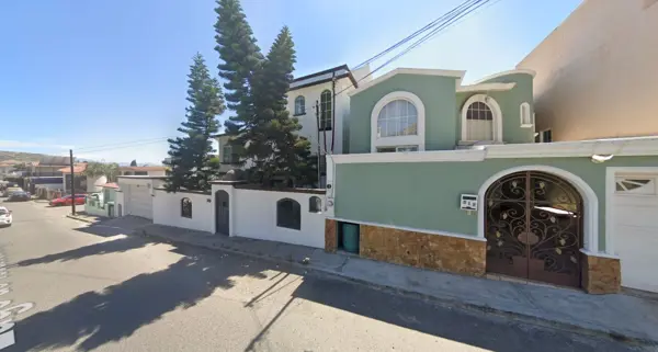 Casa en venta en Valle Dorado, Ensenada — foto 3 de 12