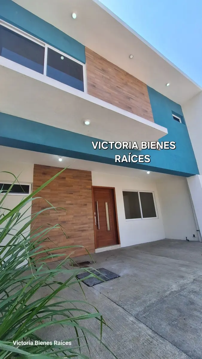 Casa en venta en Tlacotengo, Fortín — foto 1 de 28