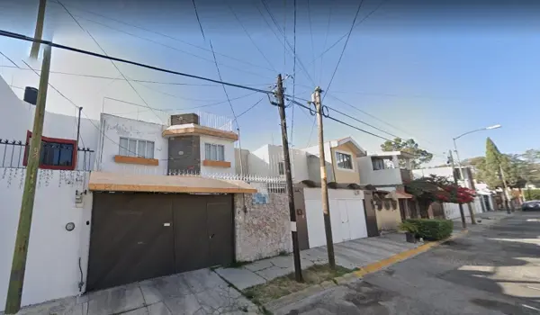 Casa independiente en venta en Rincon Arboledas, Puebla