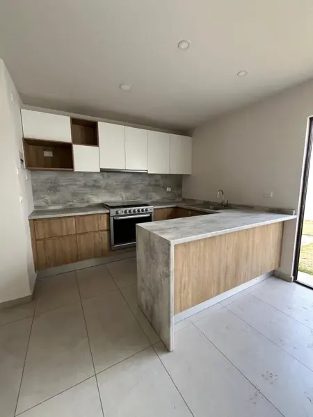 Casa en venta en Bosques Santa Anita, Tlajomulco de Zúñiga — foto 2 de 25