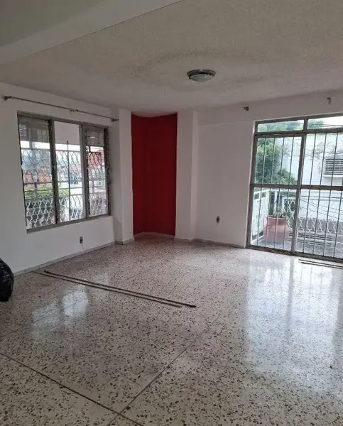 Enorme y espacioso departamento con una excelente ubicación en Acapantzingo
