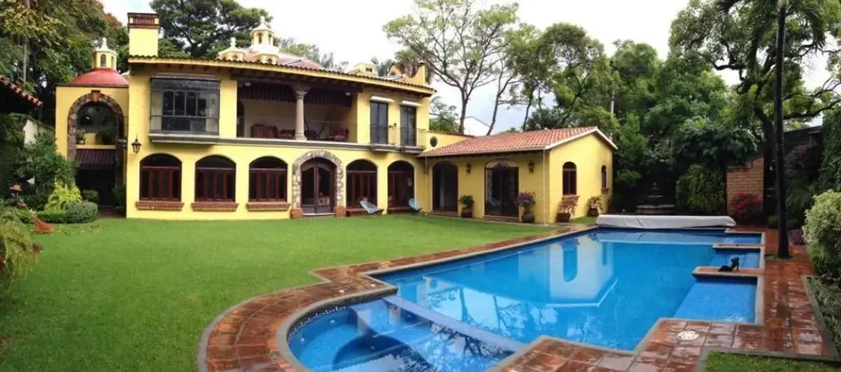 Casa en venta en Acapatzingo, Cuernavaca — foto 1 de 9